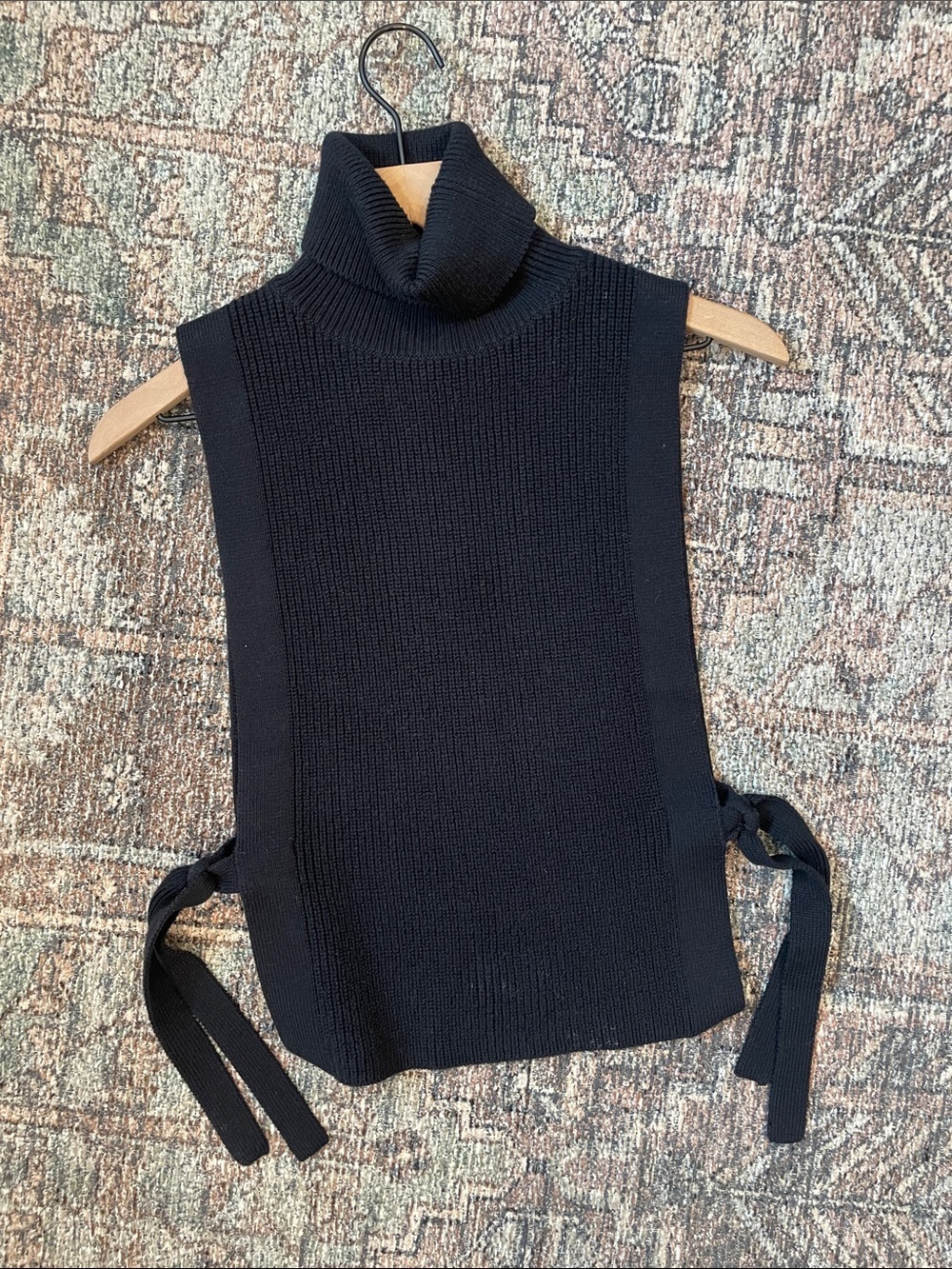 Athleta Doubletime Ribbed Turtleneck Sweater Vest XS Navy Side Tie Knit Top